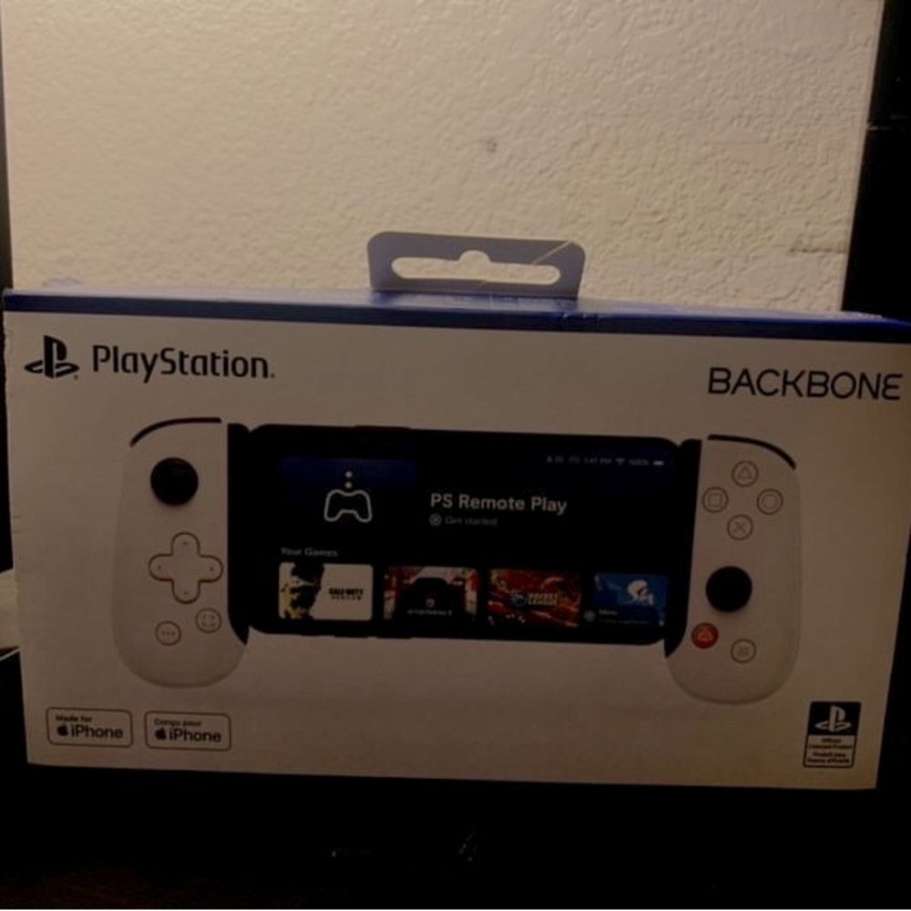 NEW Playstation BackBone Controller for iPhone *Factory Sealed in Box*